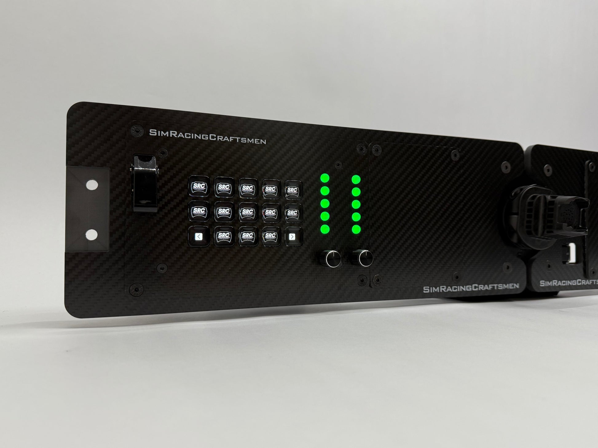 stream pro in modurig setup with all green lights on gray background