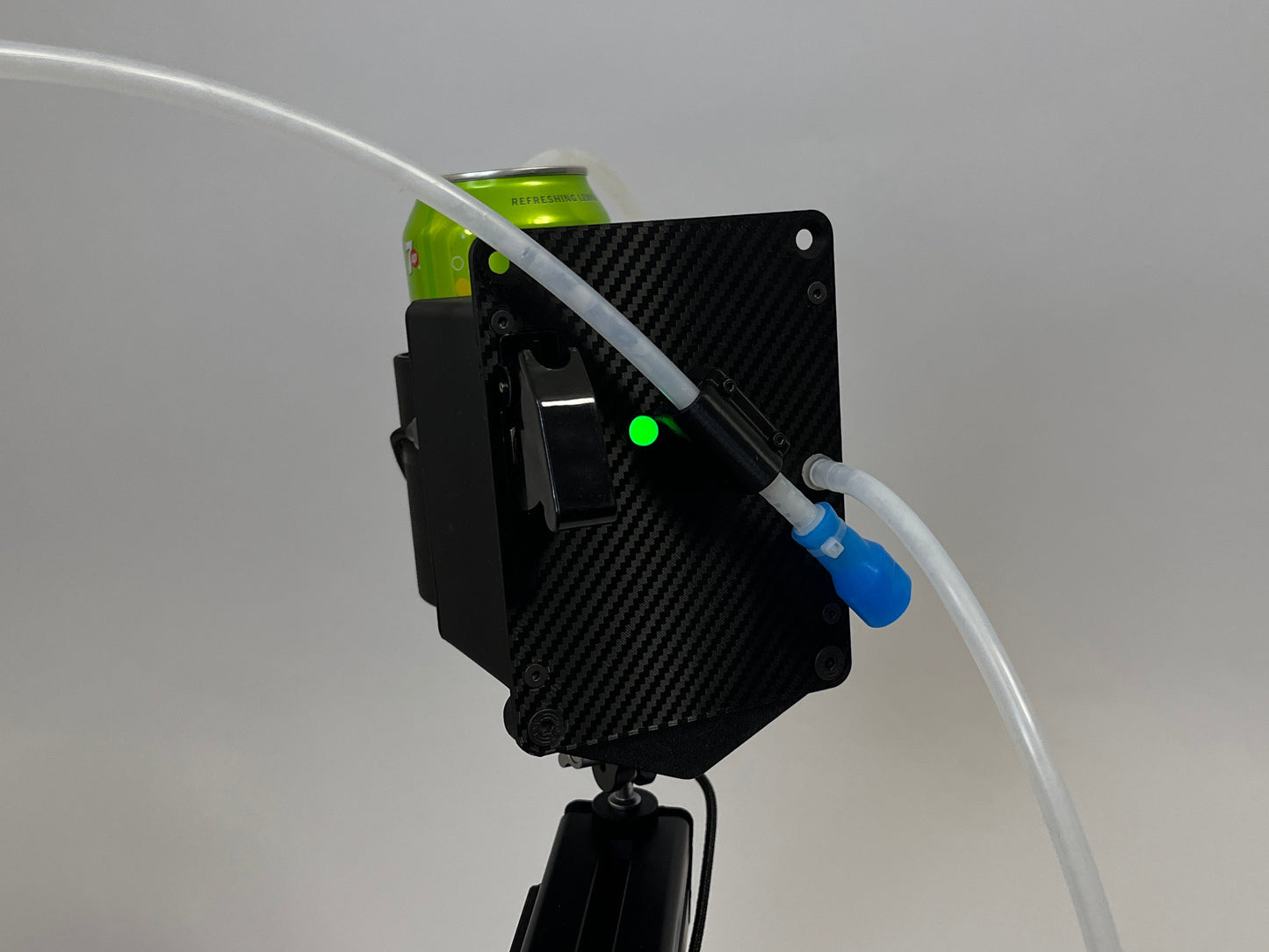 DrinkBox turned on mounted on 4040 profile with 7up can in rear can holder